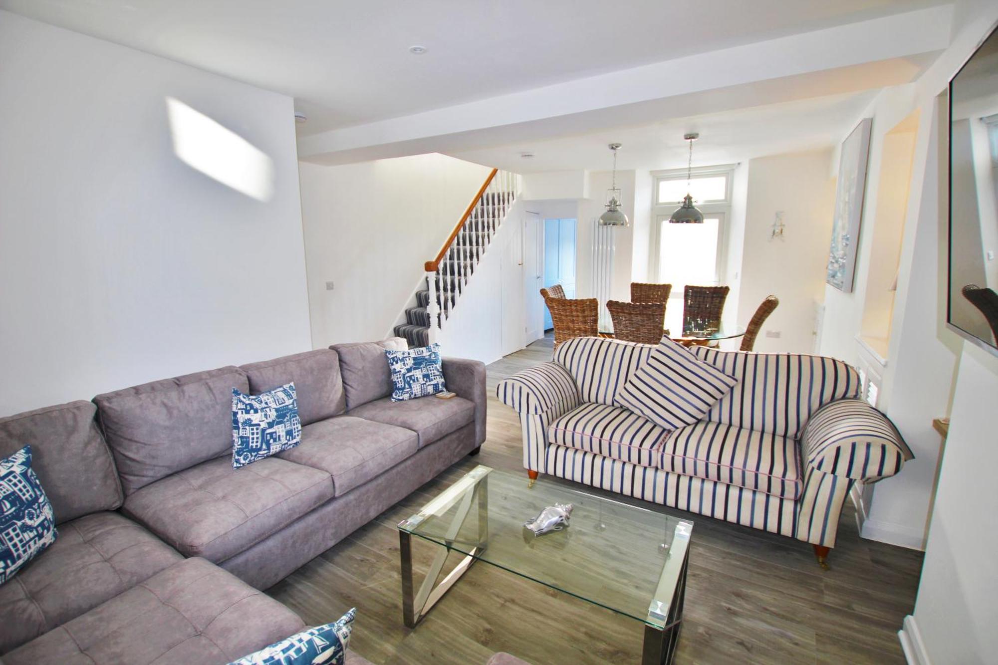 Quayside- In The Harbour Bowl Villa Brixham Exterior photo