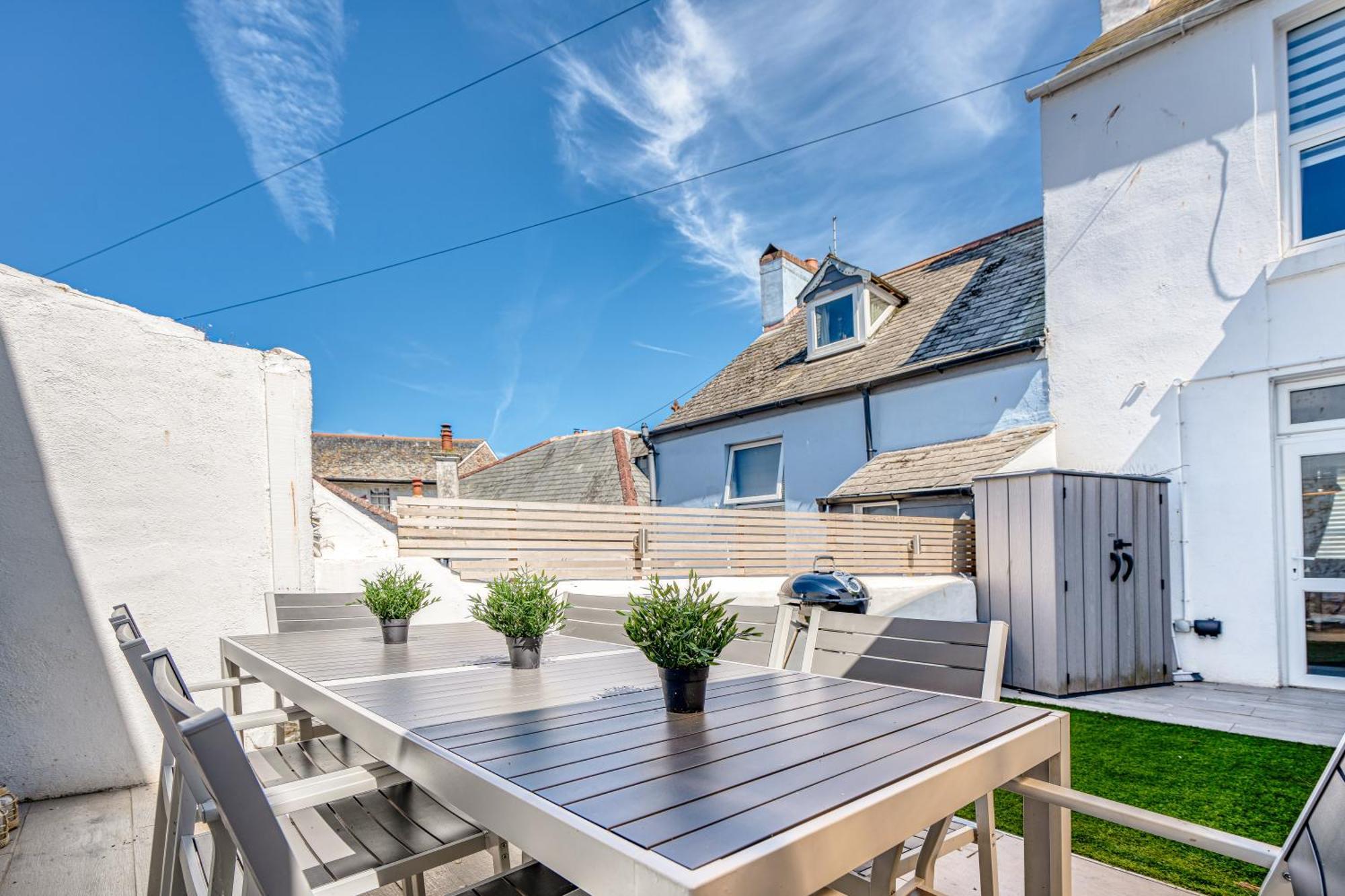 Quayside- In The Harbour Bowl Villa Brixham Exterior photo